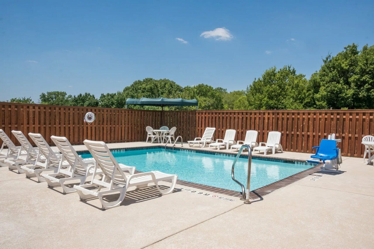 Фото отеля 3