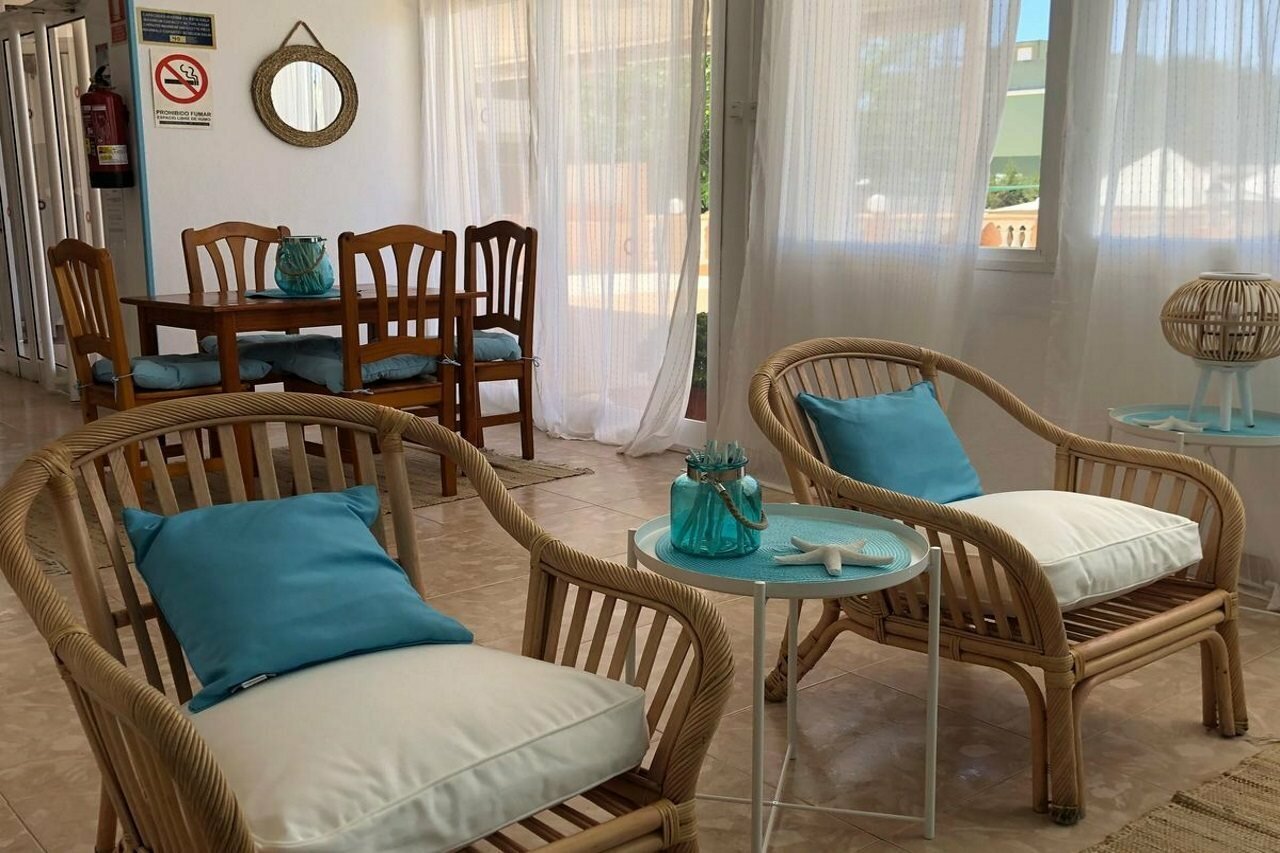 Фото Troulis Aparthotel