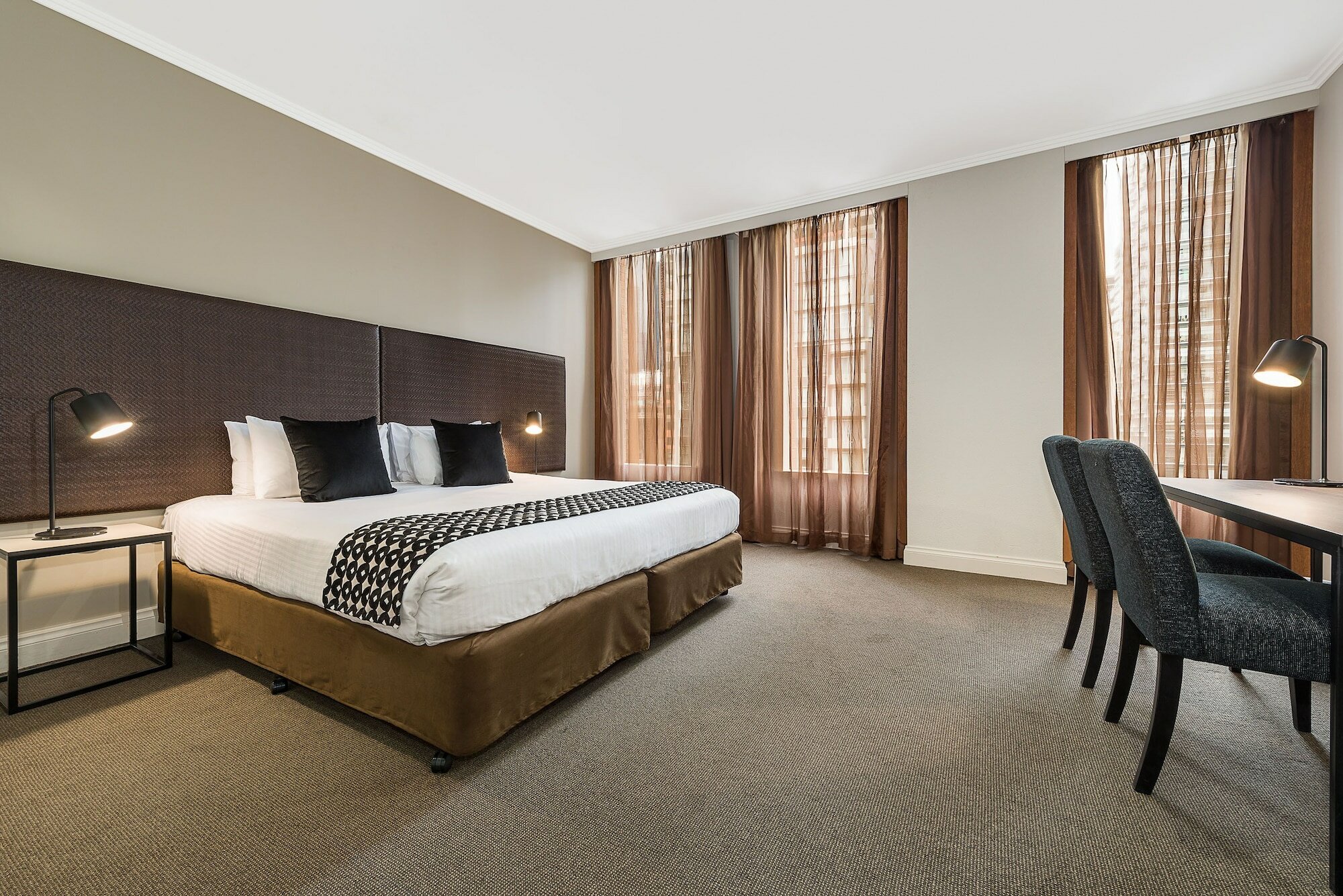 Фото Mantra on Little Bourke Melbourne