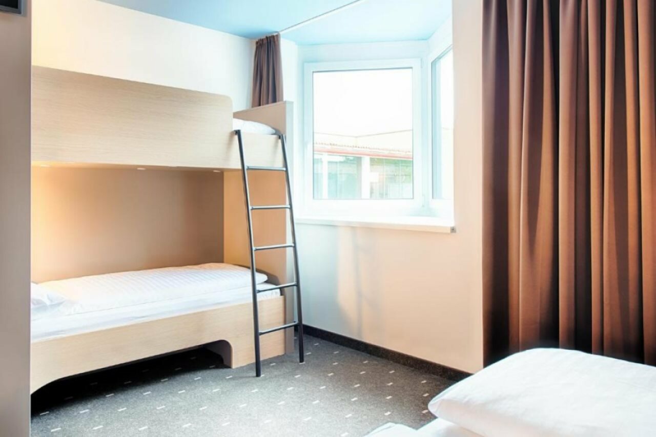 Фото B&b Hotel Wien-Meidling