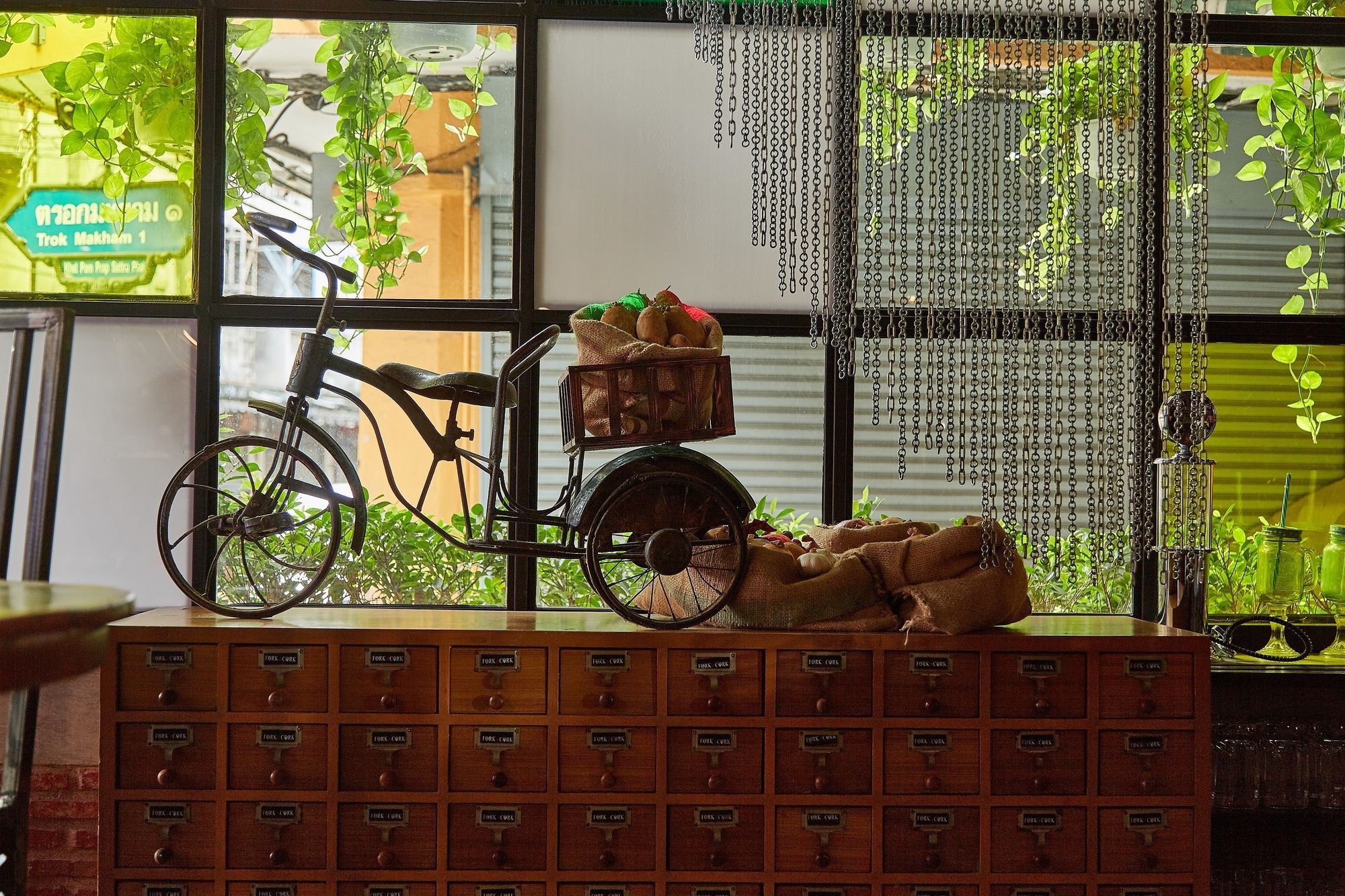 Фото W22 by Burasari