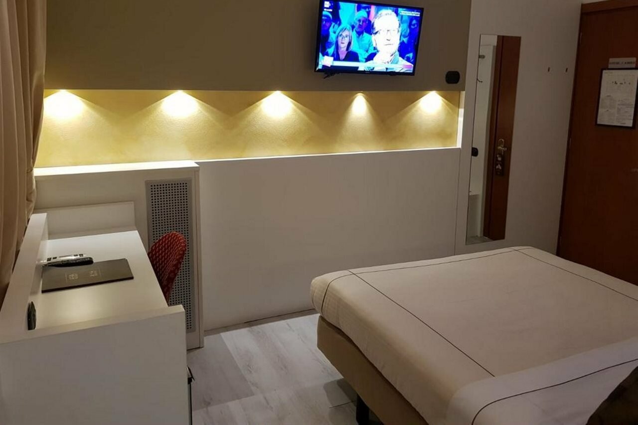 Фото Hotel Agape