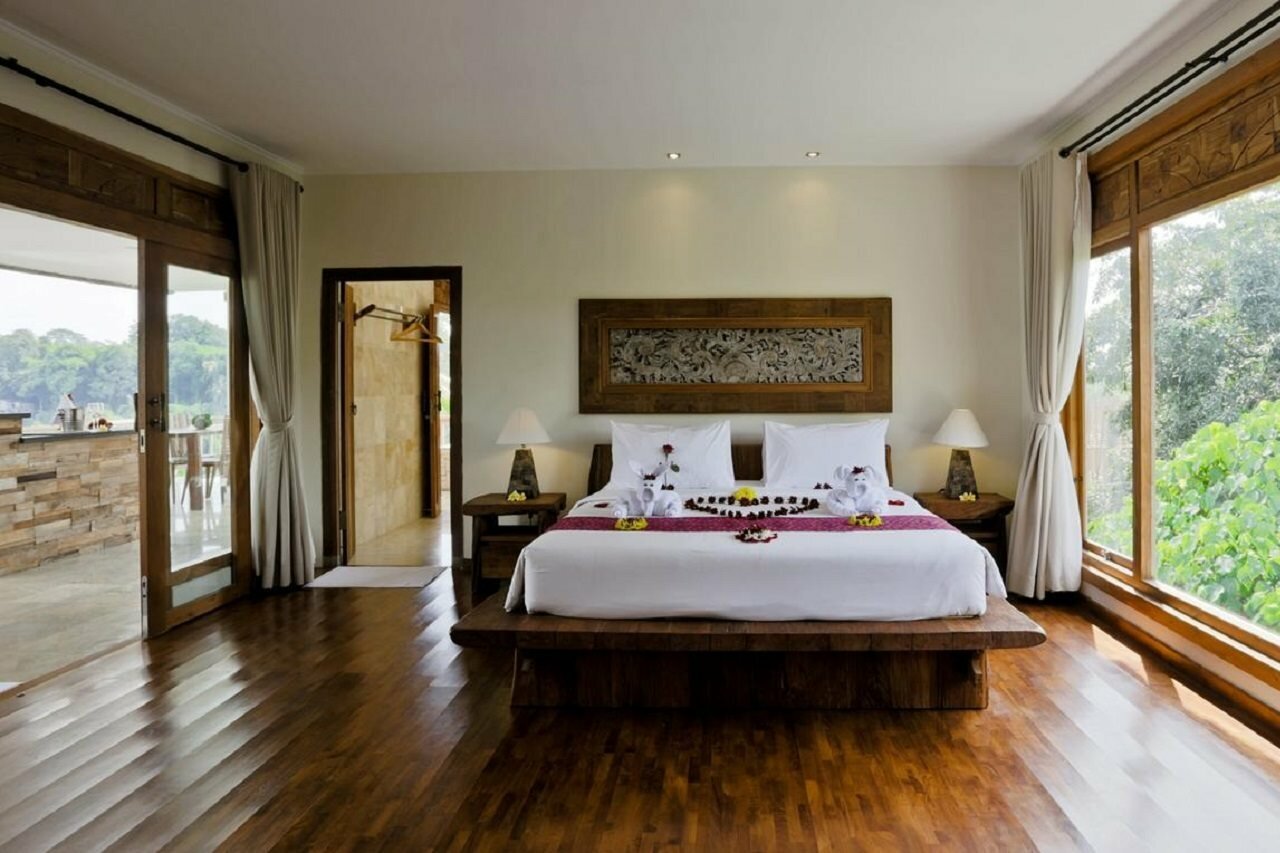 Фото Sri Ratih Cottages