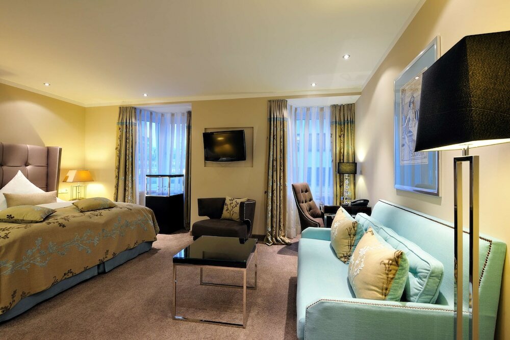 Фото Kastens Hotel Luisenhof