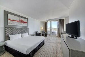 Гостиница Rendezvous Hotel Perth Scarborough