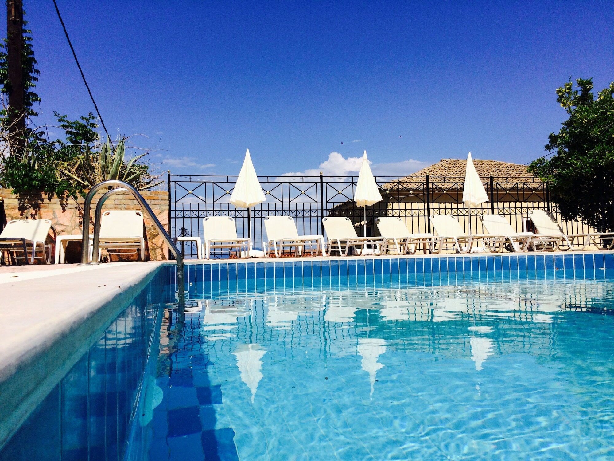 Фото Avra Paradise Aparthotel