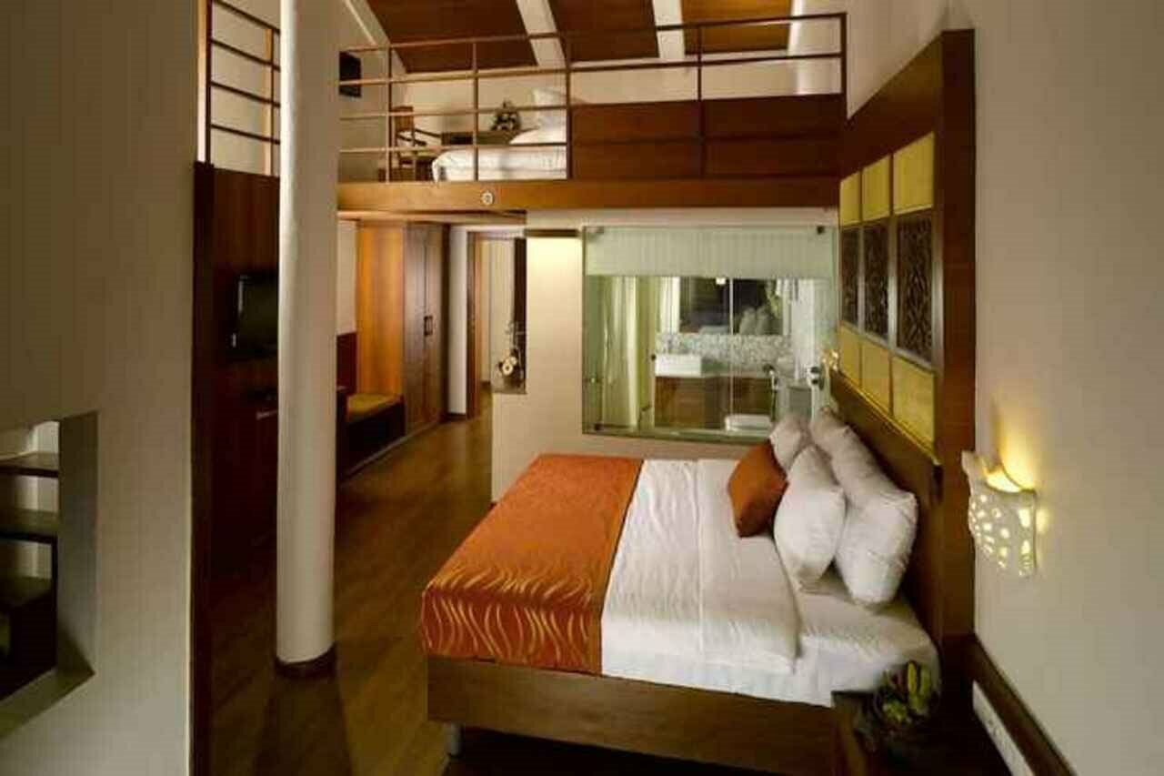 Фото Gokulam Grand Turtle On The Beach