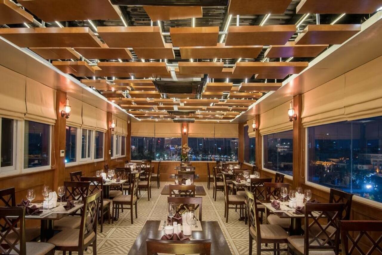 Фото May De Ville Old Quarter II Hotel