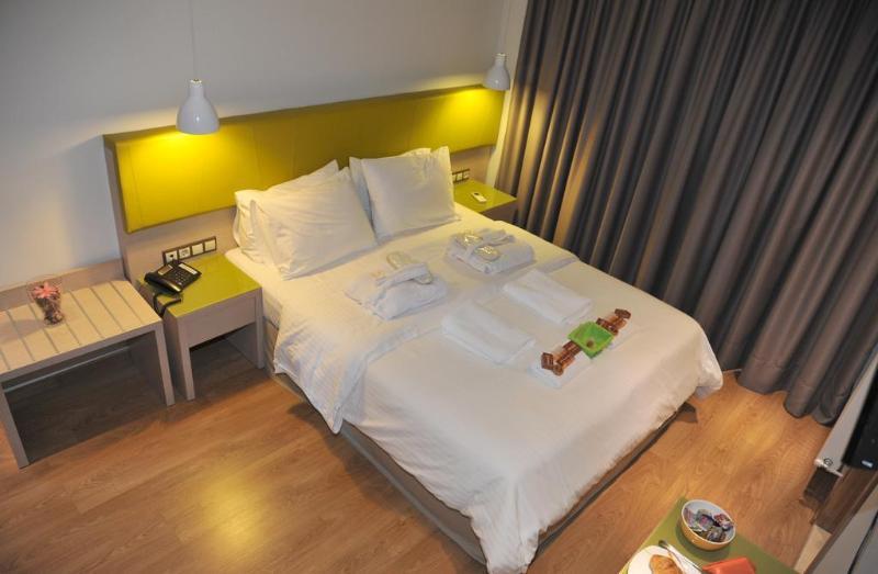 Фото Elements Rooms and Apartments