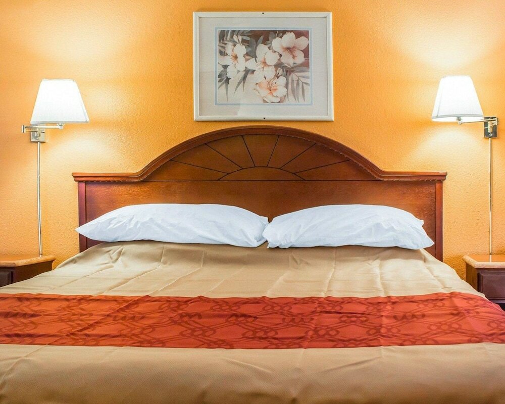 Фото Travelodge by Wyndham Kingman