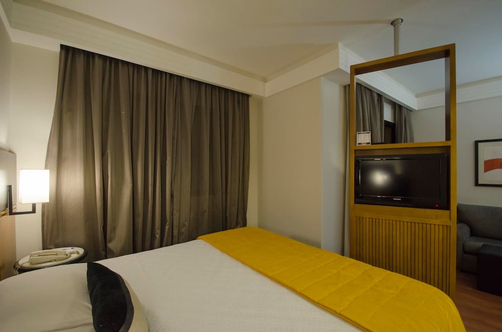 Фото Estanplaza International