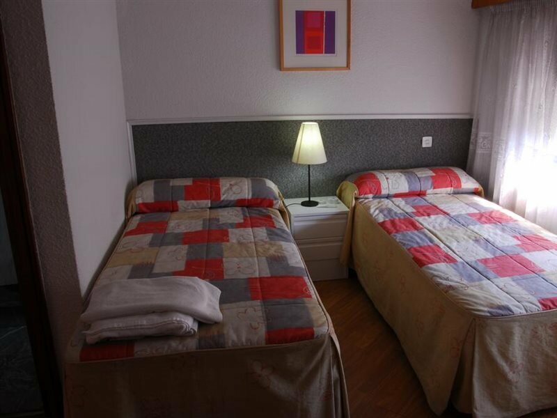 Фото Apartamentos Goya 75