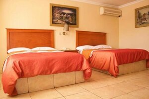 Hotel Posada del Sol Inn (Coahuila, Torreón, Boulevard Revolución), hotel