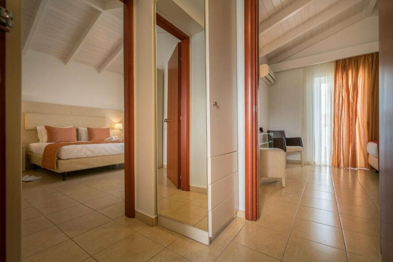 Фото Galaxy Beach Resort, Bw Premier Collection