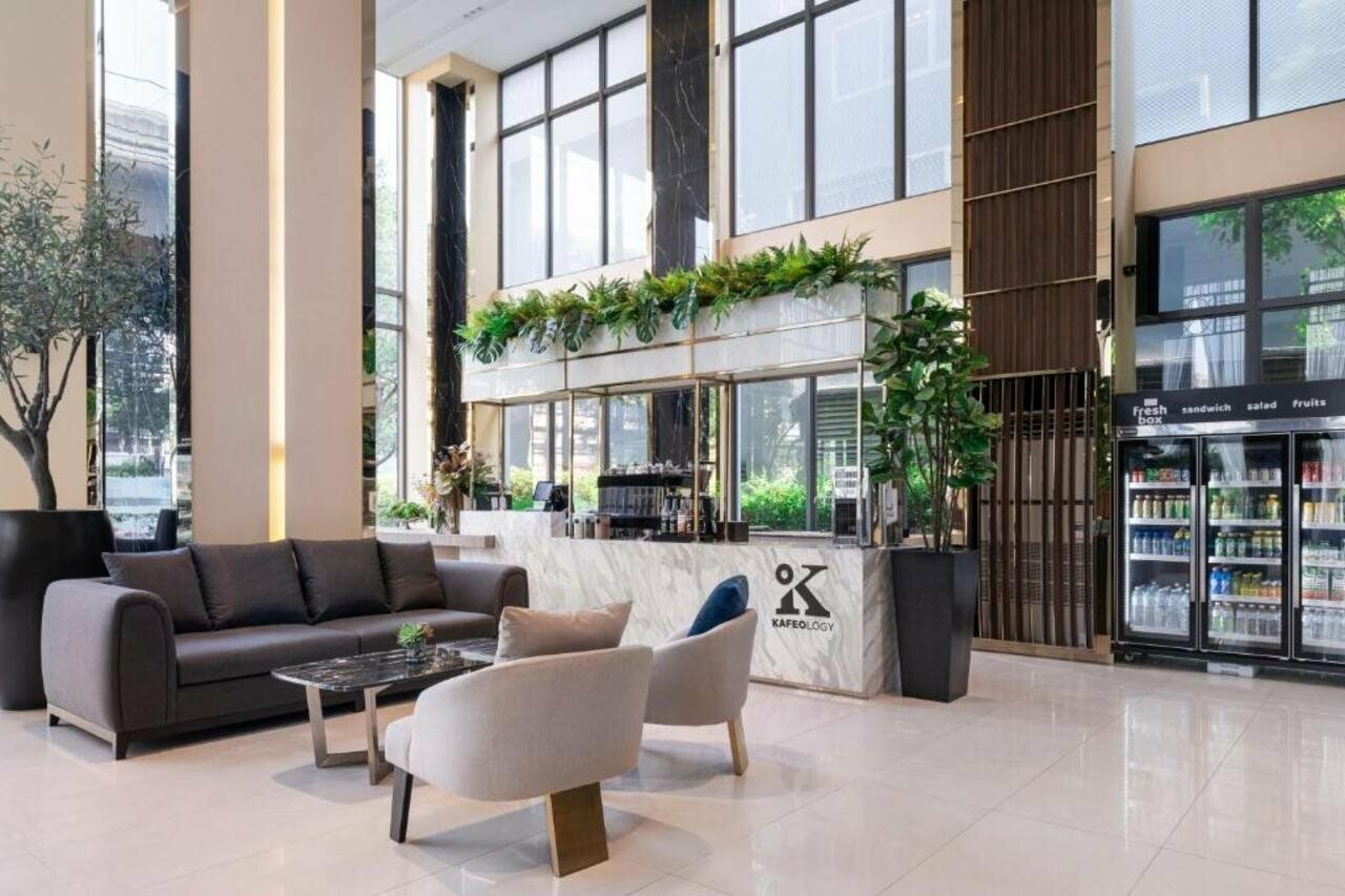 Фото Ramada Plaza by Wyndham Bangkok Sukhumvit 48