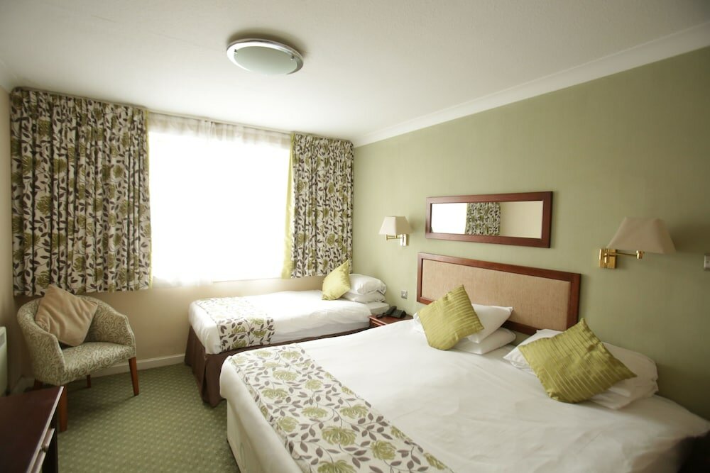 Фото The Bruce Hotel