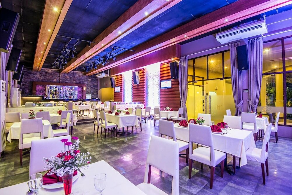 Фото Ariana Hotel