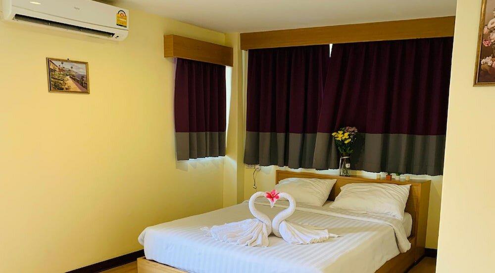 Фото J. P. Inn Pattaya