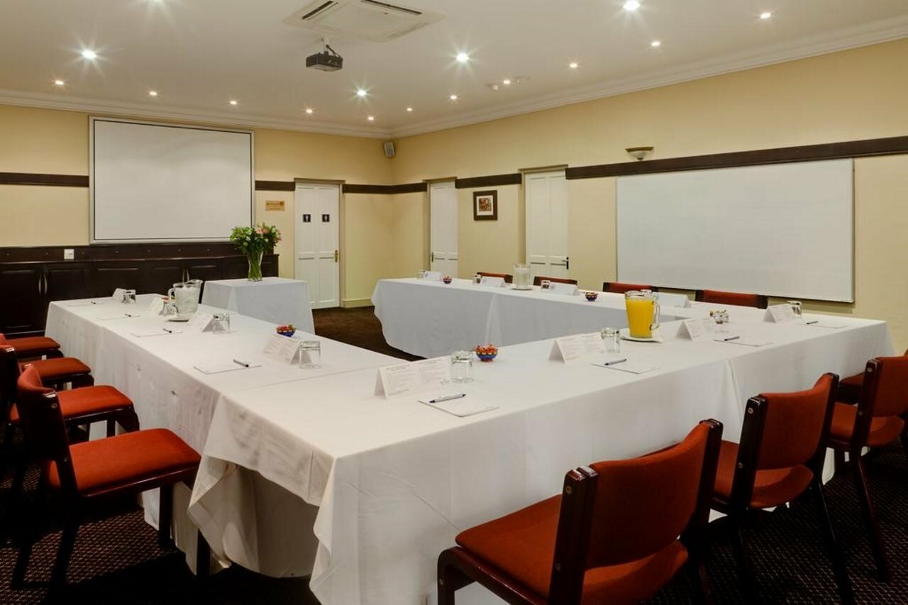 Фото Protea Hotel by Marriott Franschhoek