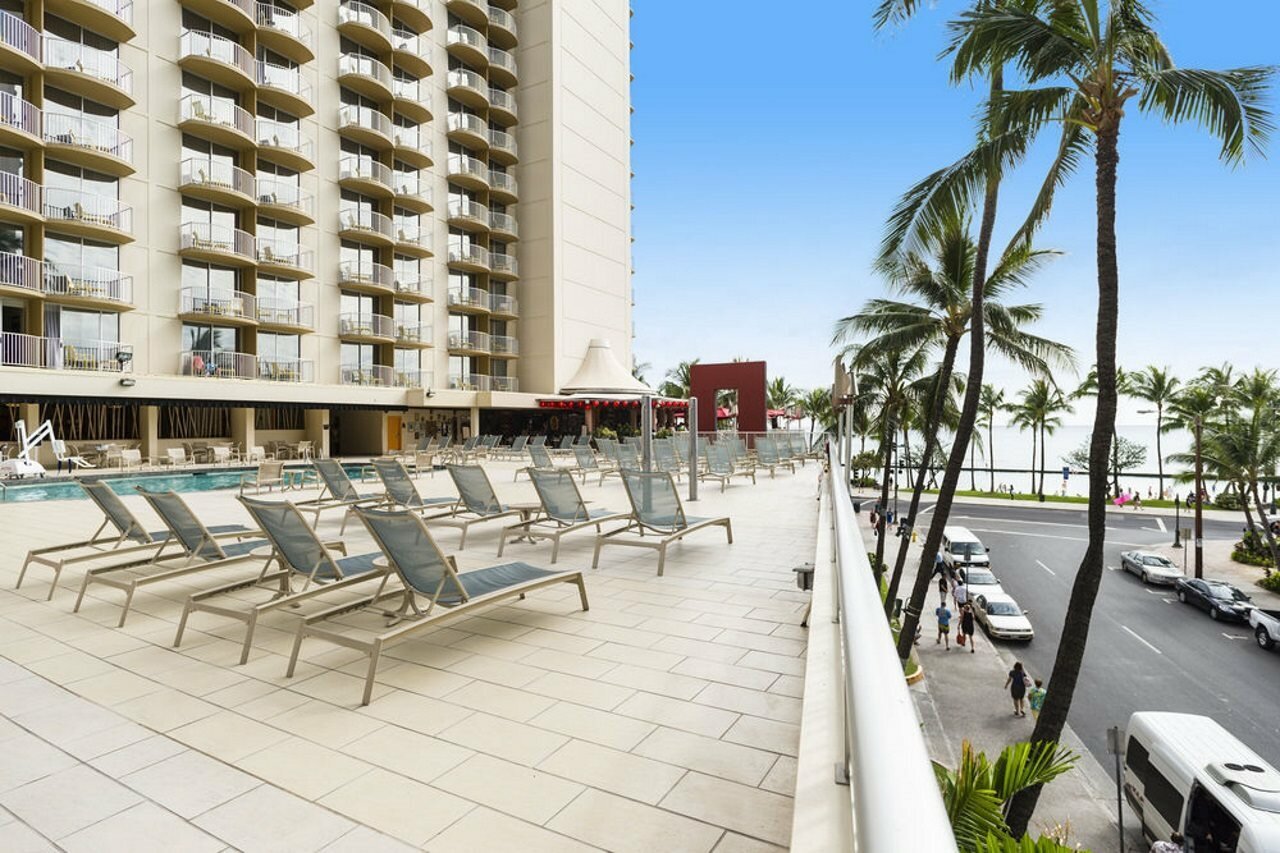 Фото The Twin Fin Hotel