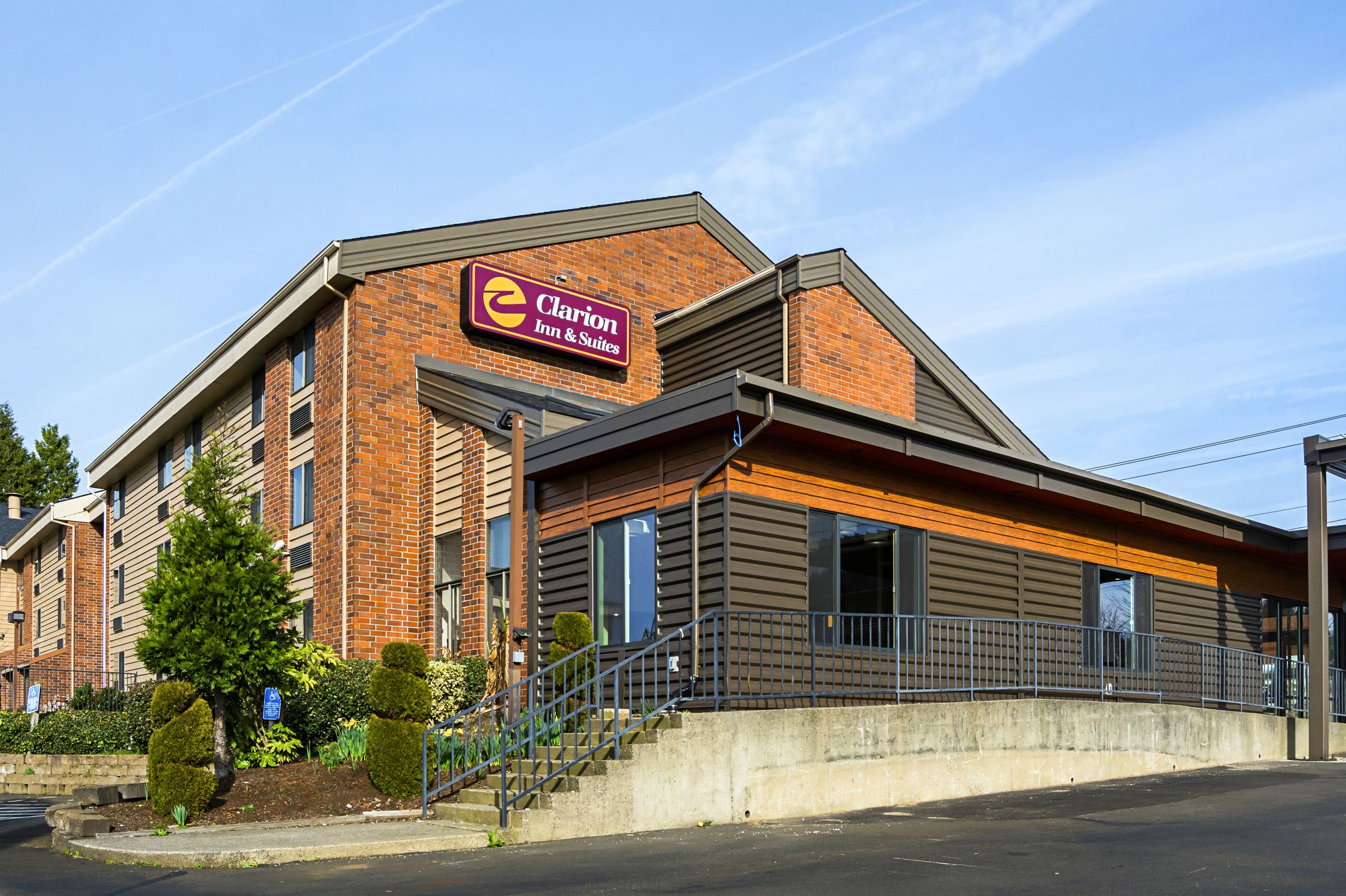 Фото Quality Inn & Suites Clackamas Portland