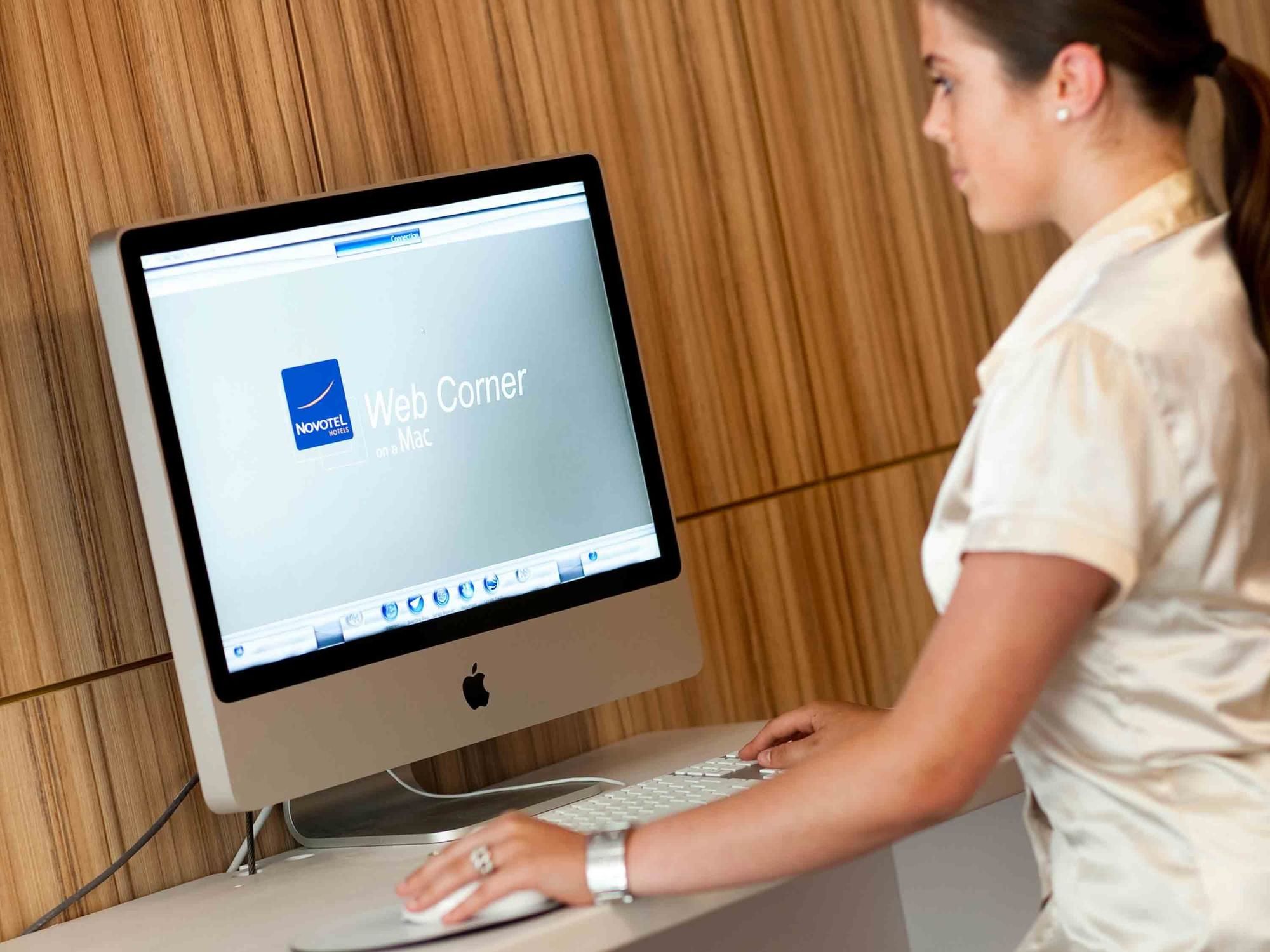 Фото Novotel Lausanne Bussigny