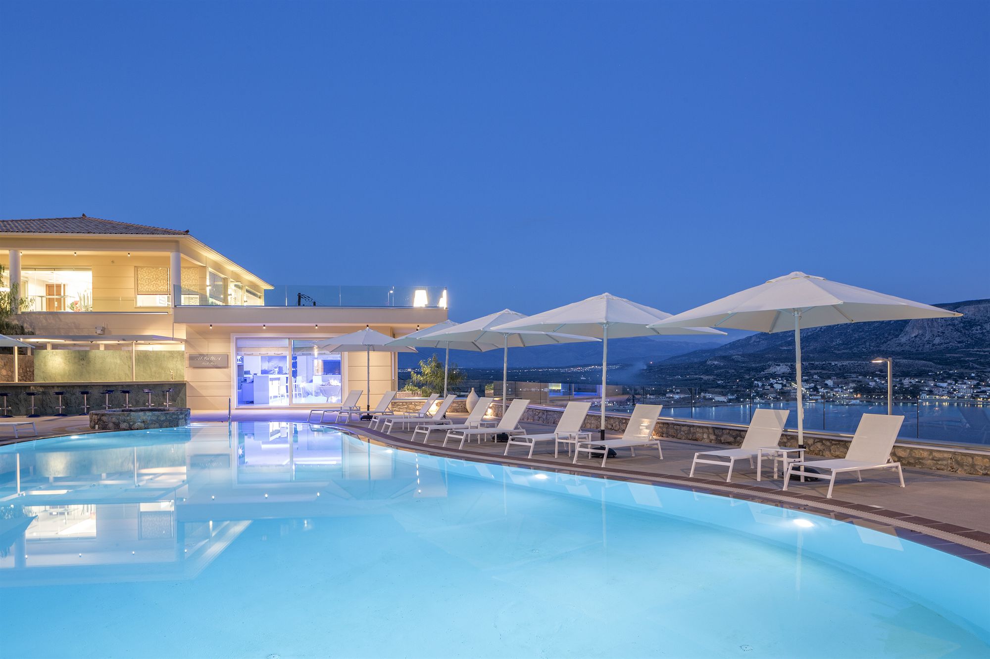 Фото Princess Kyniska Suites