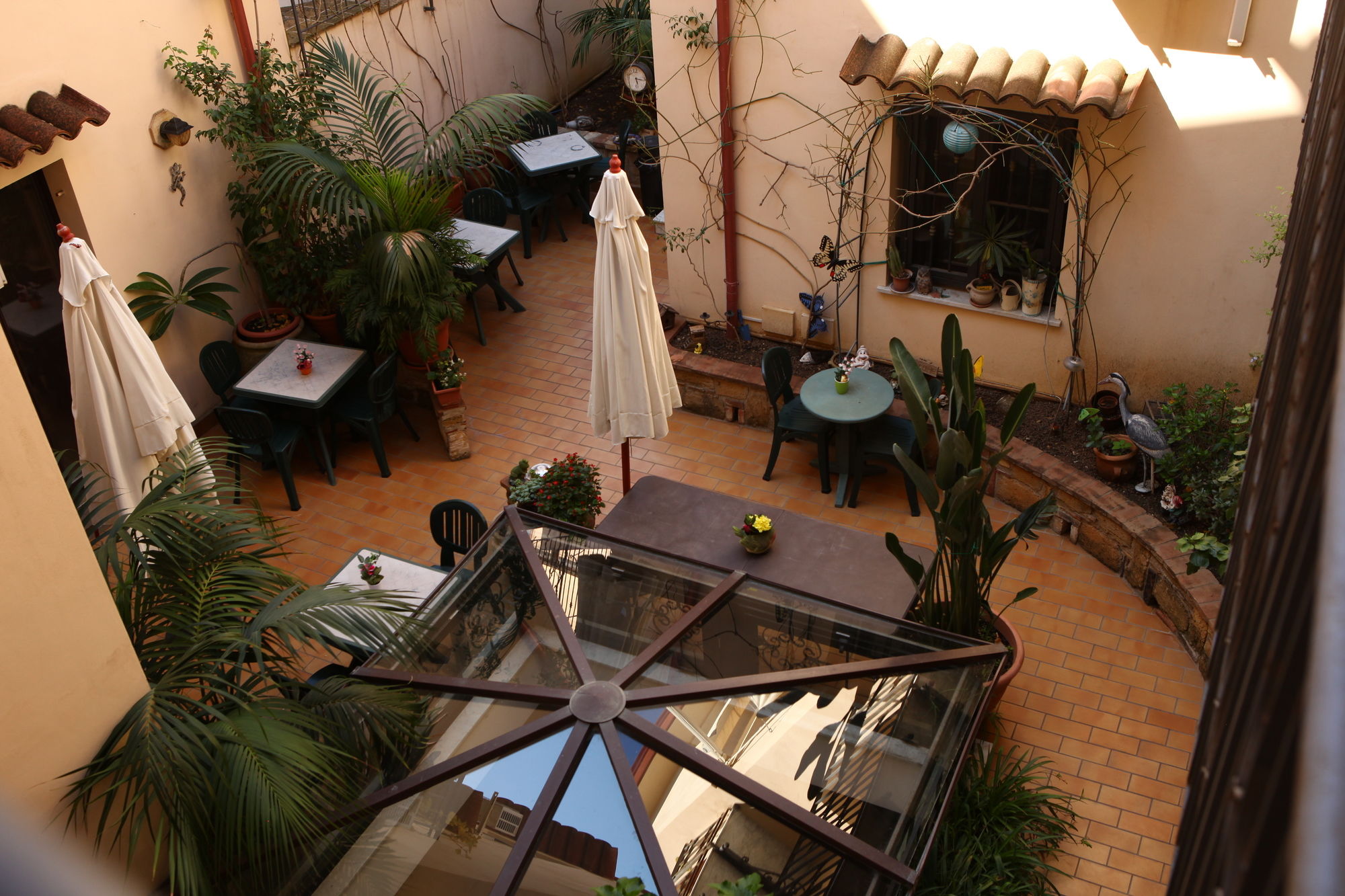 Фото Art Lincoln Palermo