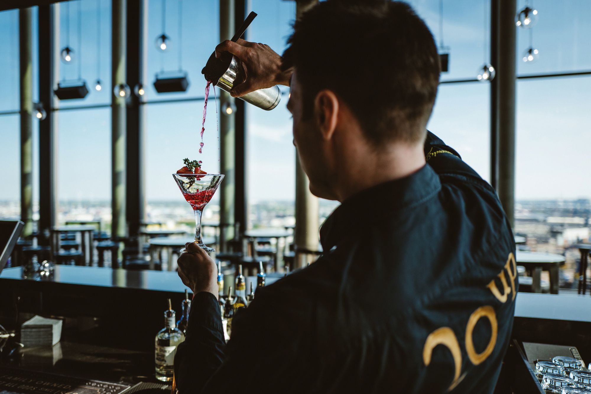 Фото Empire Riverside Hotel