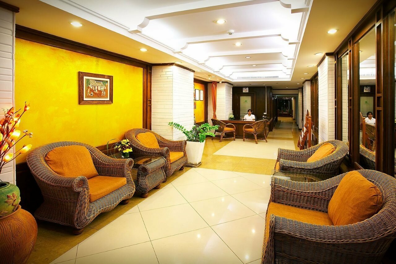 Фото отеля 2