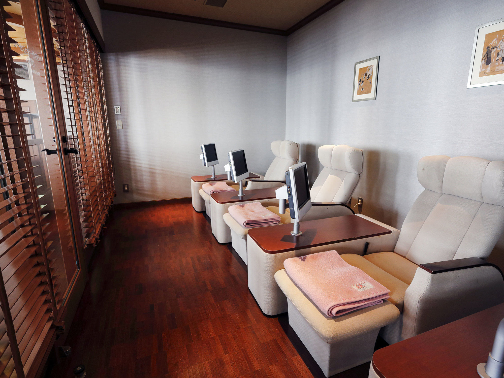 Фото Hotel Monterey La Soeur Osaka