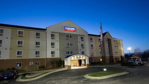 Гостиница Candlewood Suites South - Springfield, an Ihg Hotel в Спрингфилде