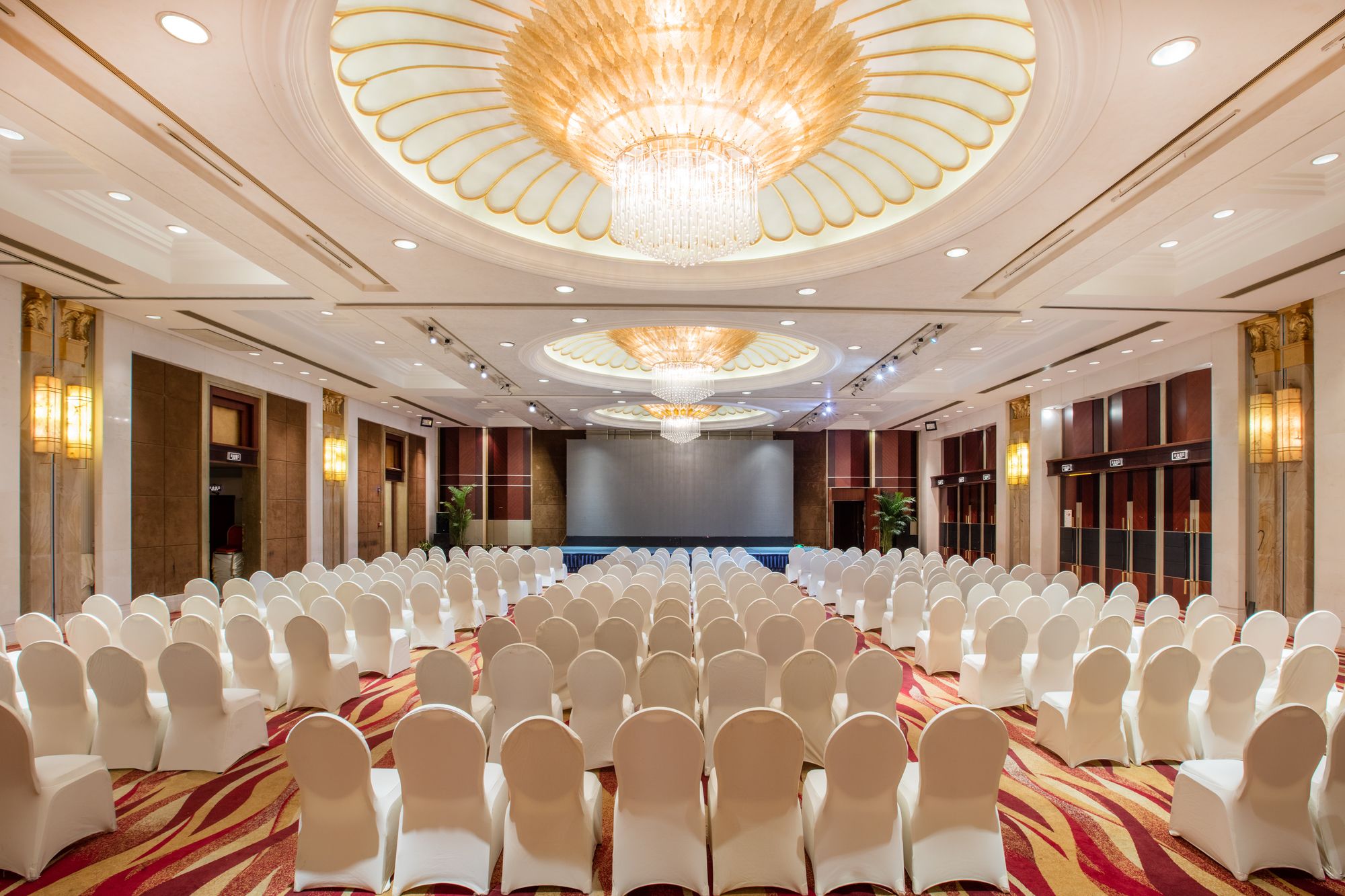 Фото Crowne Plaza Changshu