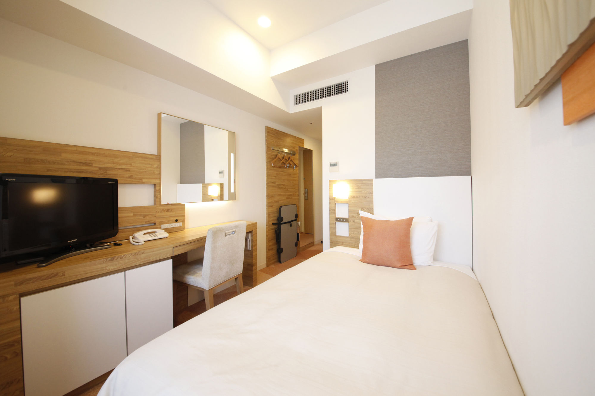 Фото Sotetsu Fresa Inn Nagano Zenkojiguchi