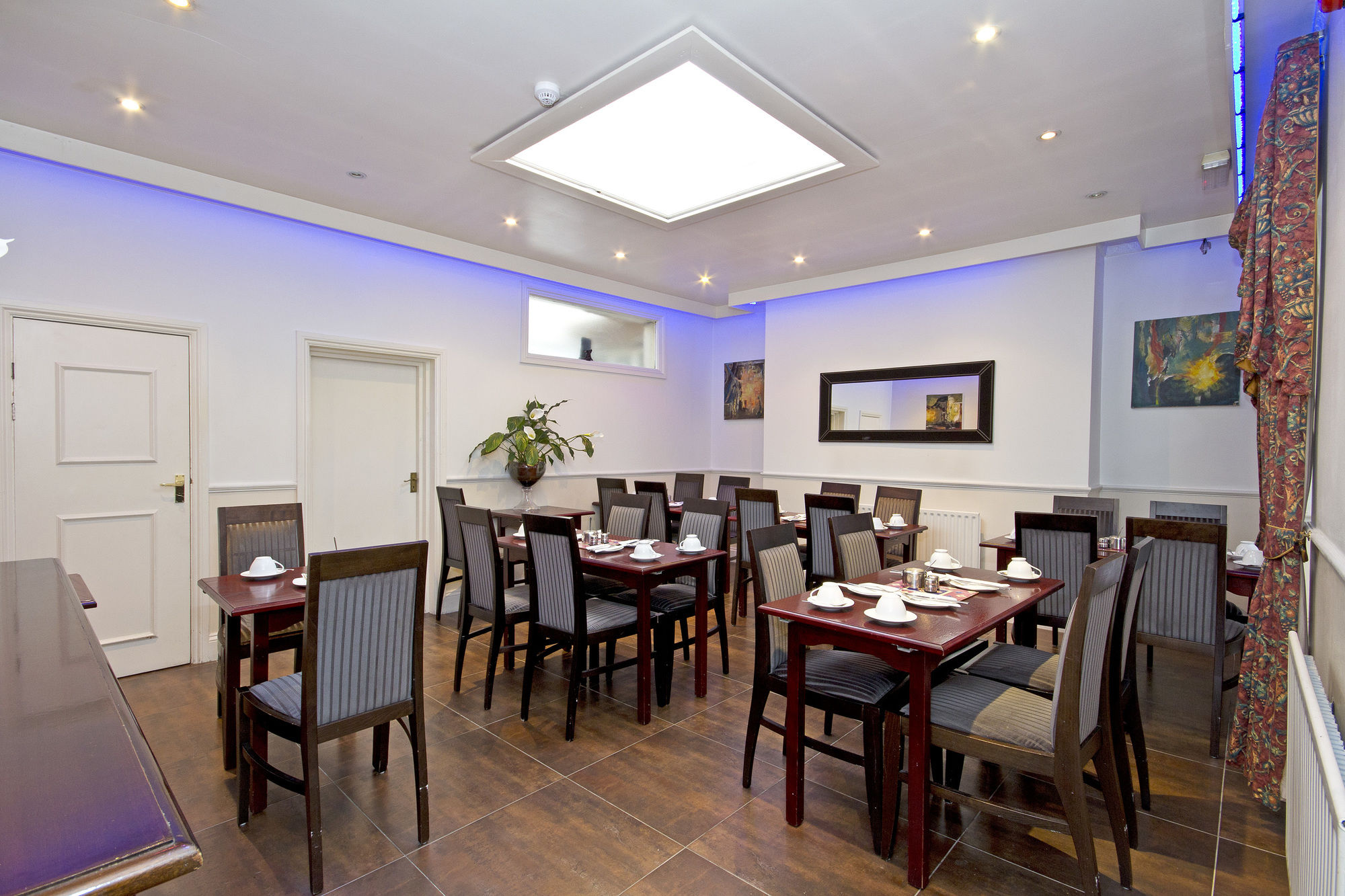 Фото Admiral Hotel at Park Avenue