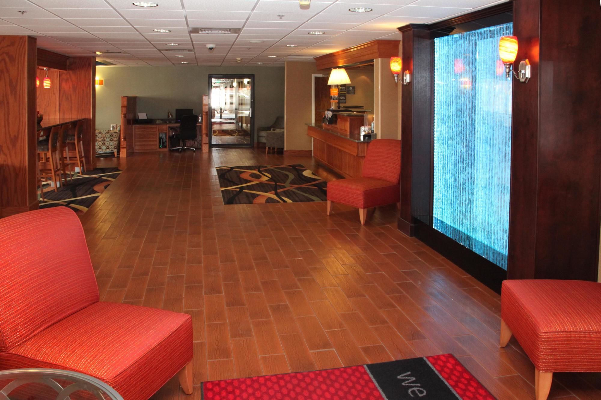 Фото Hampton Inn Lebanon