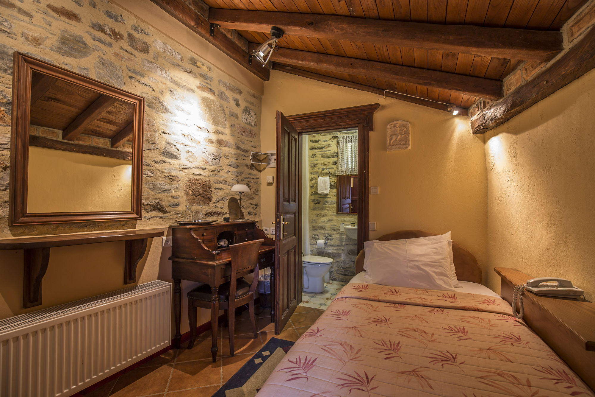 Фото Anovolios Boutique Hotel