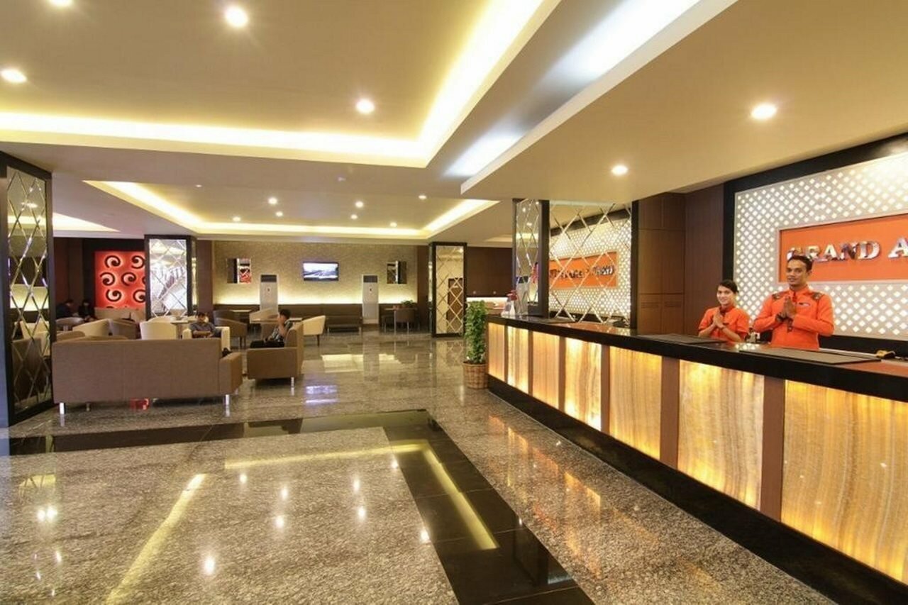 Фото Grand Asia Hotel