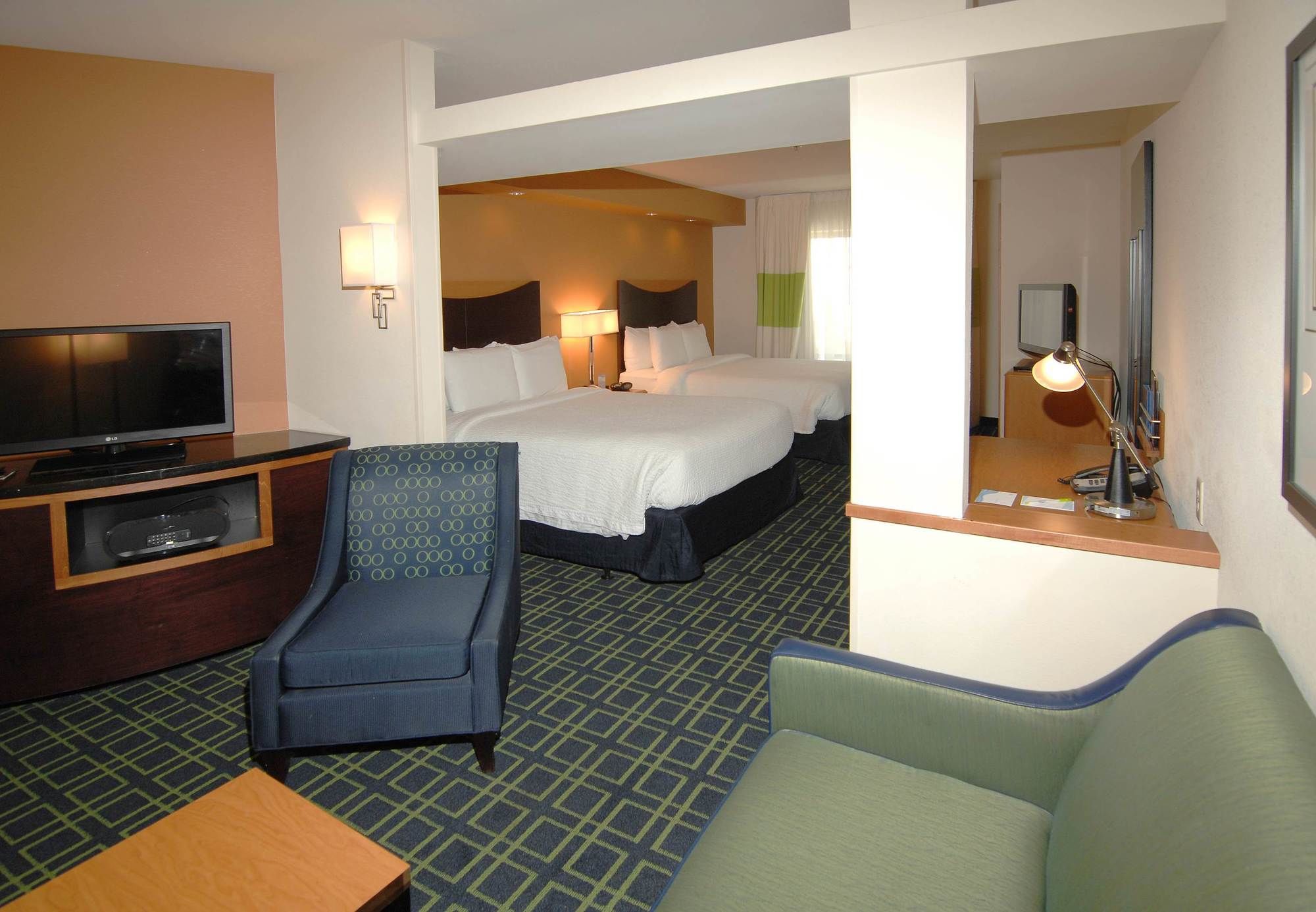 Фото Fairfield Inn & Suites by Marriott Wichita Downtown