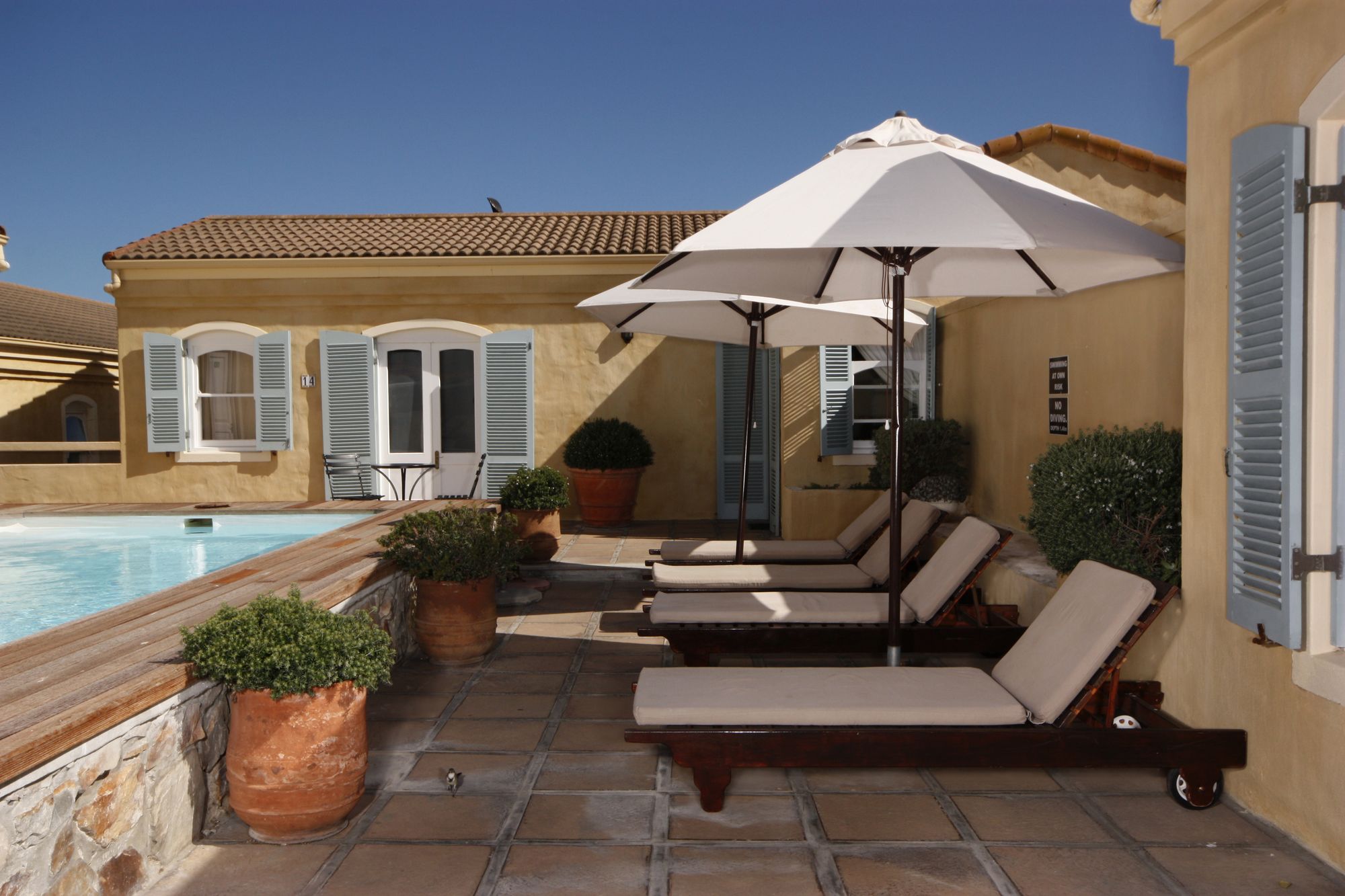 Фото Auberge Burgundy Guest House