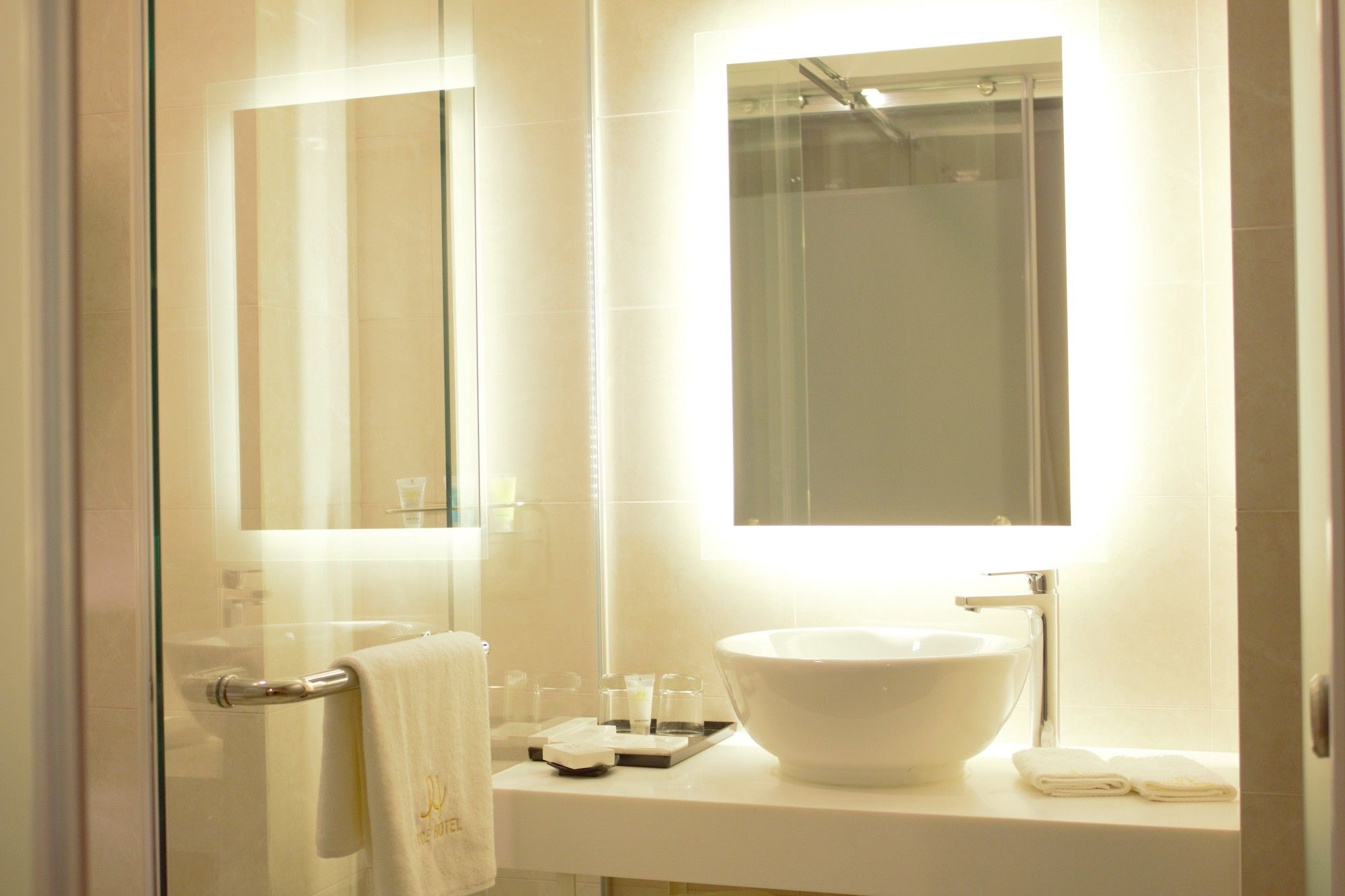 Фото Royce Hotel