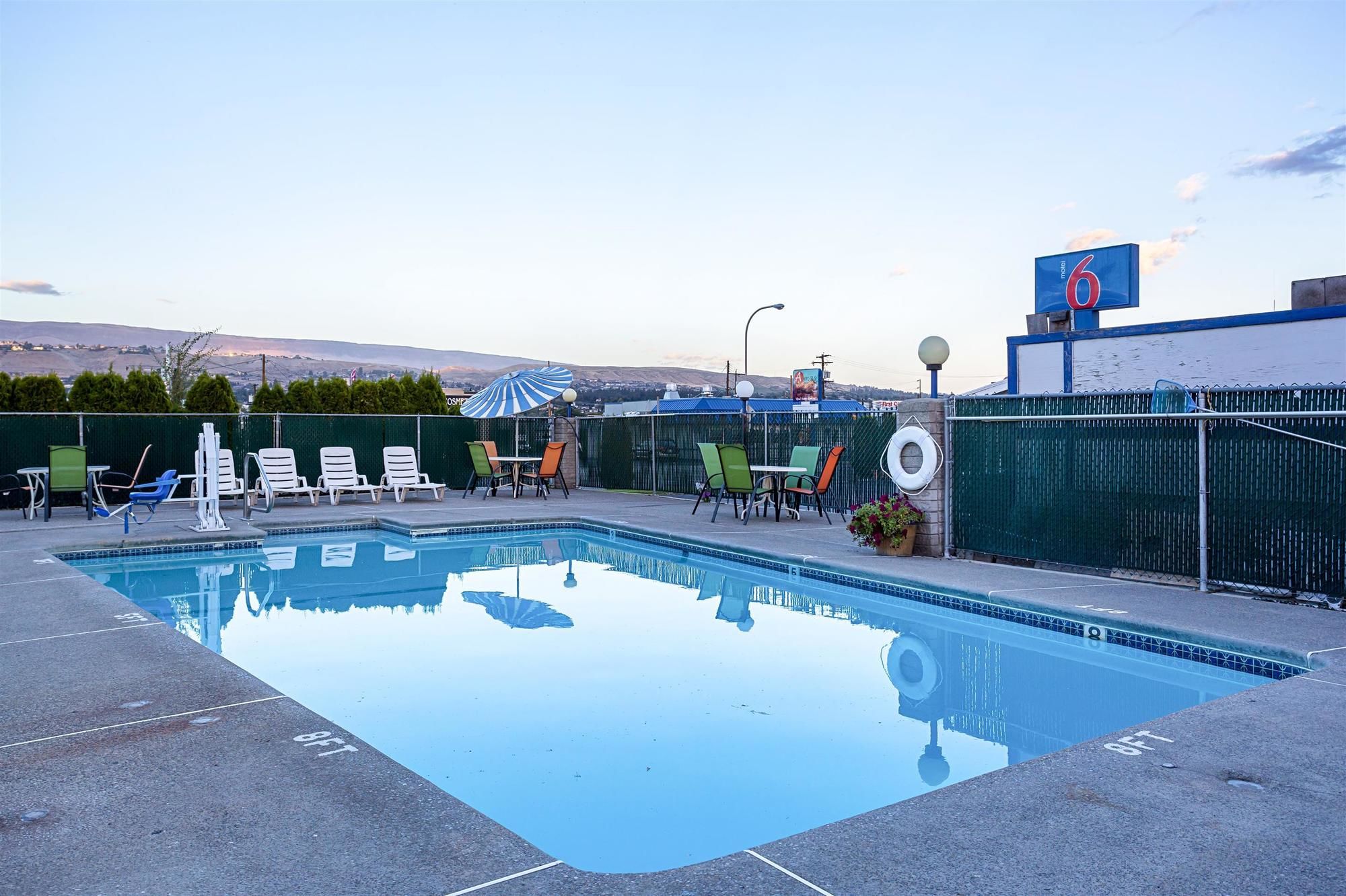 Фото Motel 6 Wenatchee, Wa