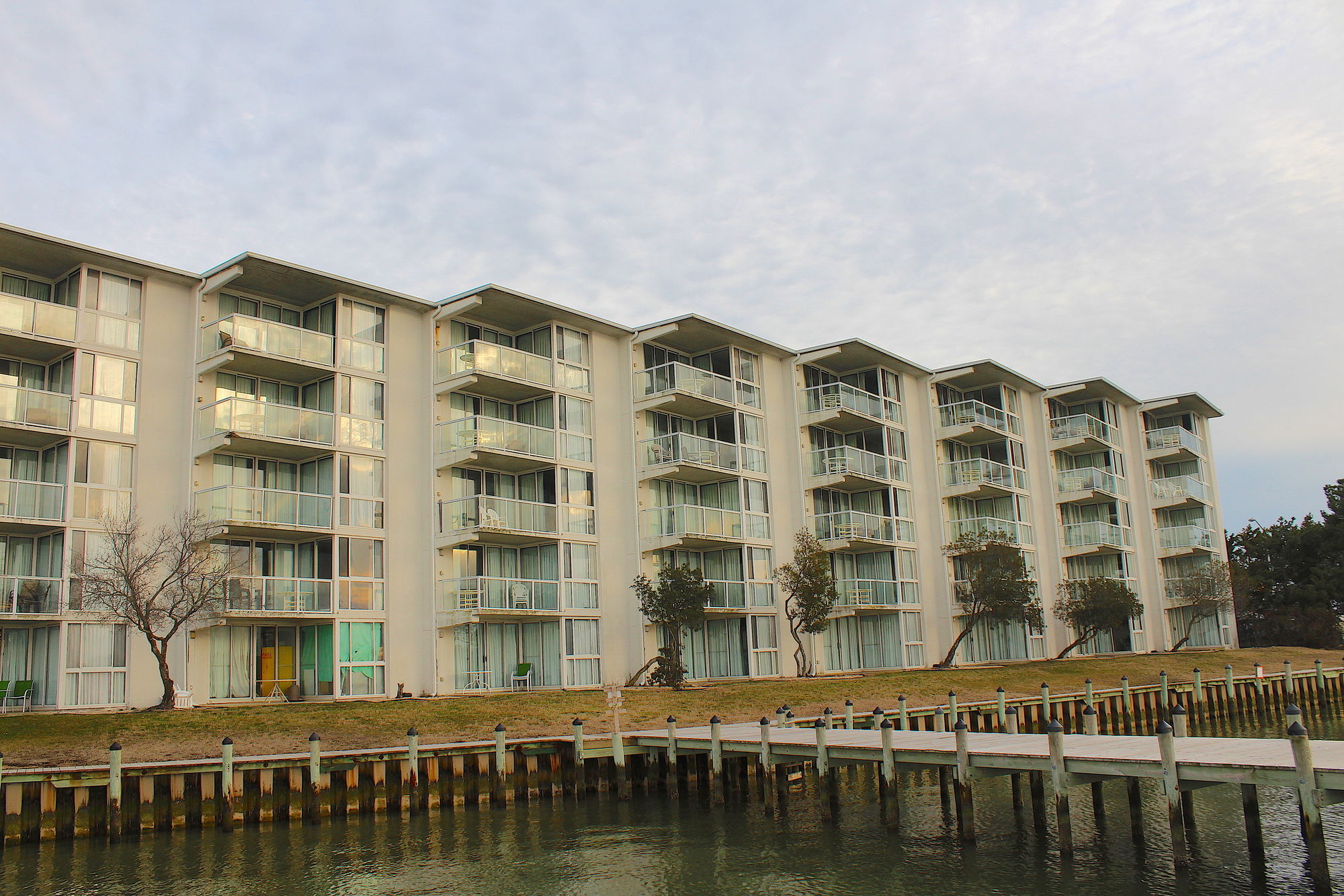 Фото Bay Club Resort by Coolvacay