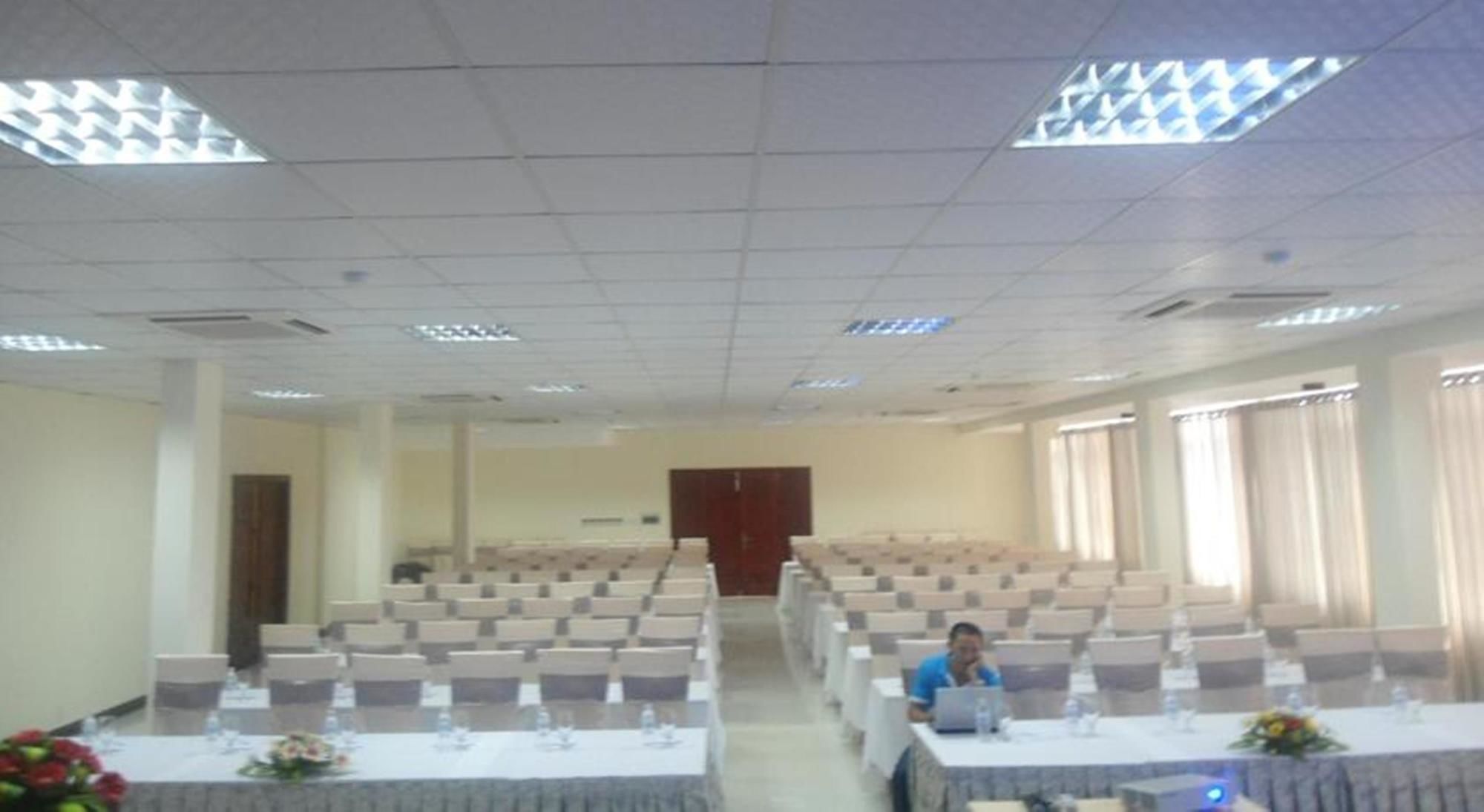 Фото Luxury Nha Trang Hotel