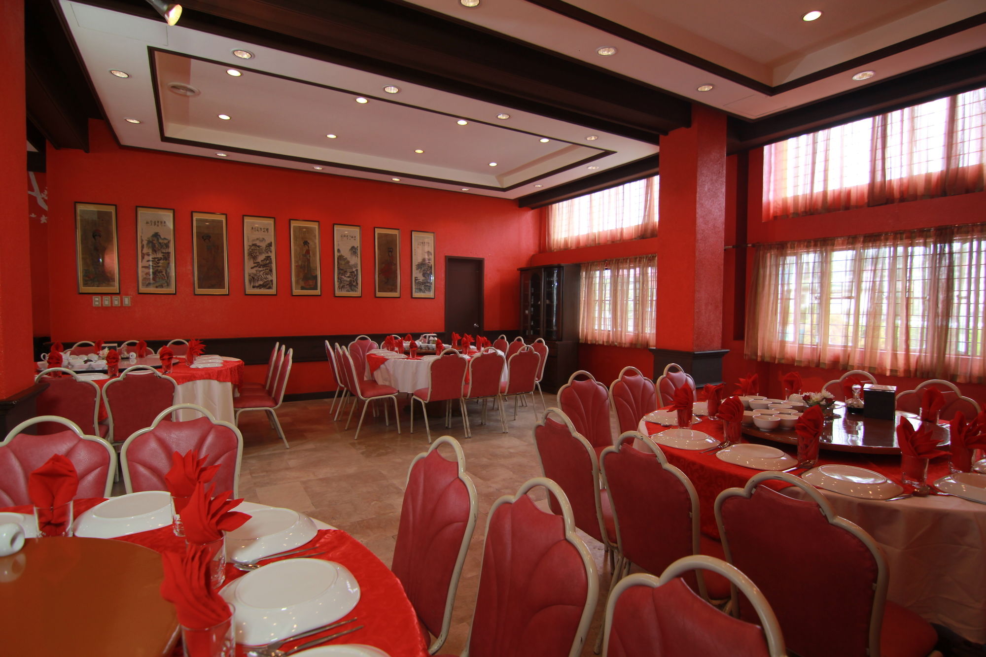 Фото Hotel Supreme