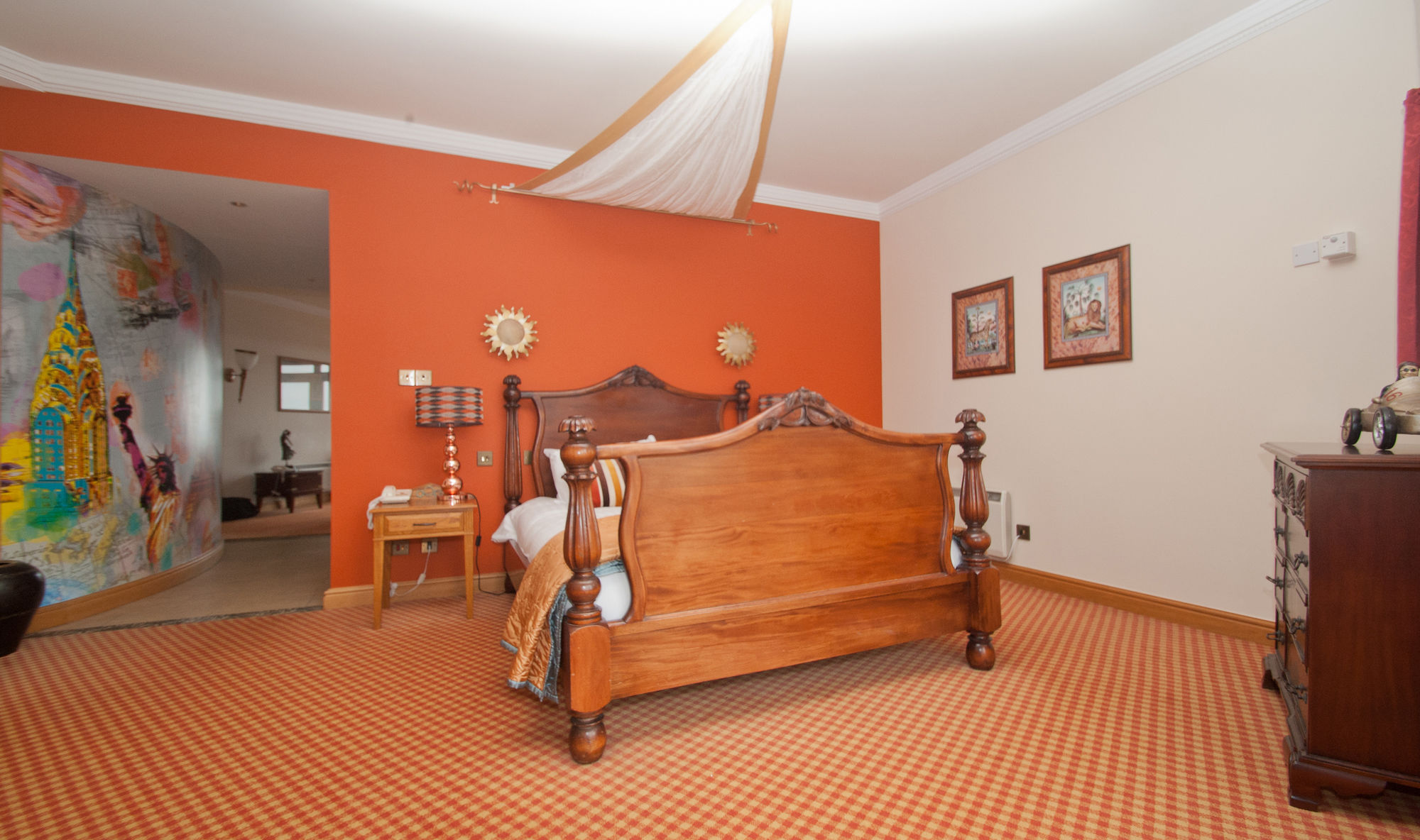 Фото Little Haven Hotel