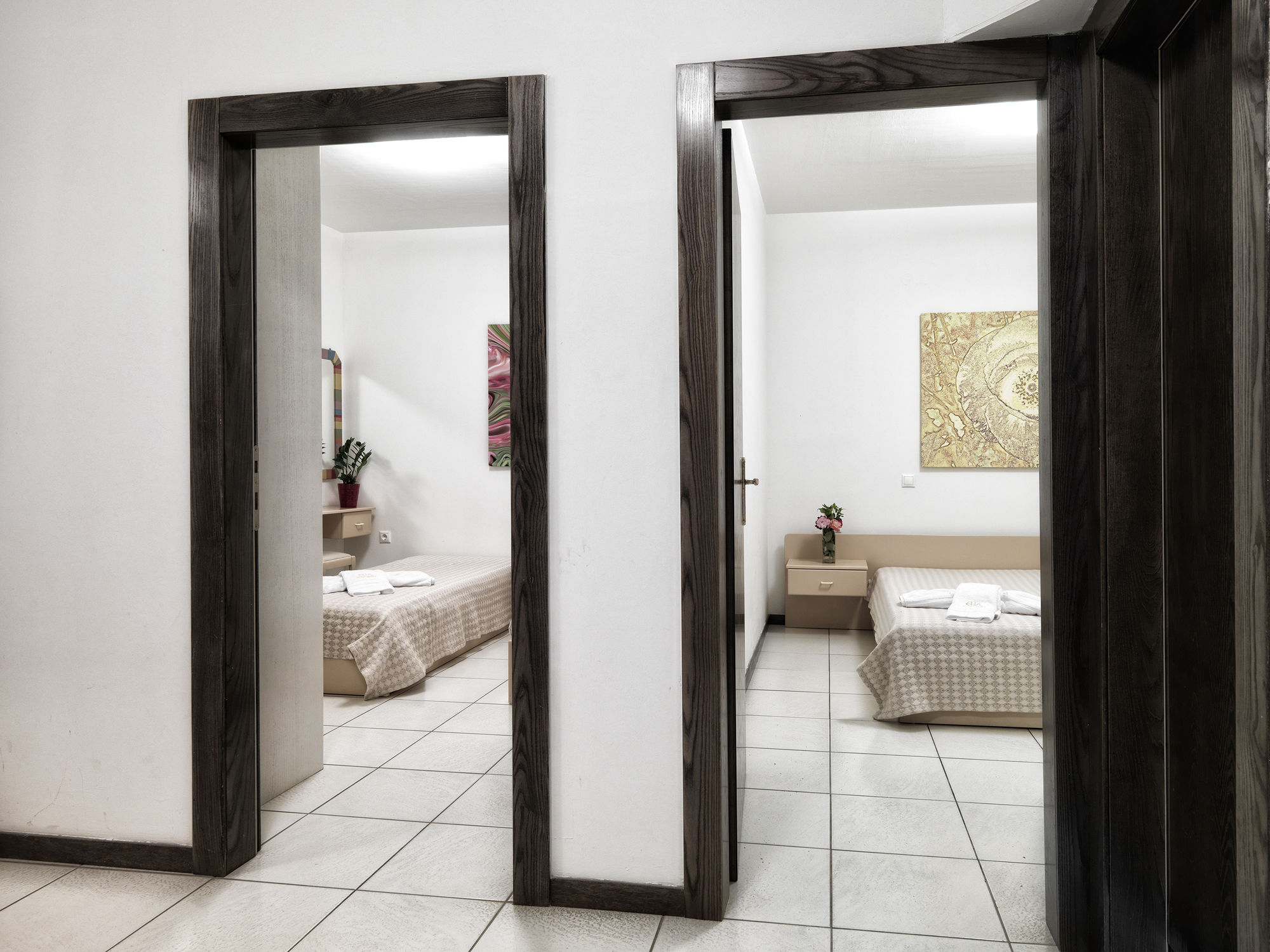 Фото Elia Apartments