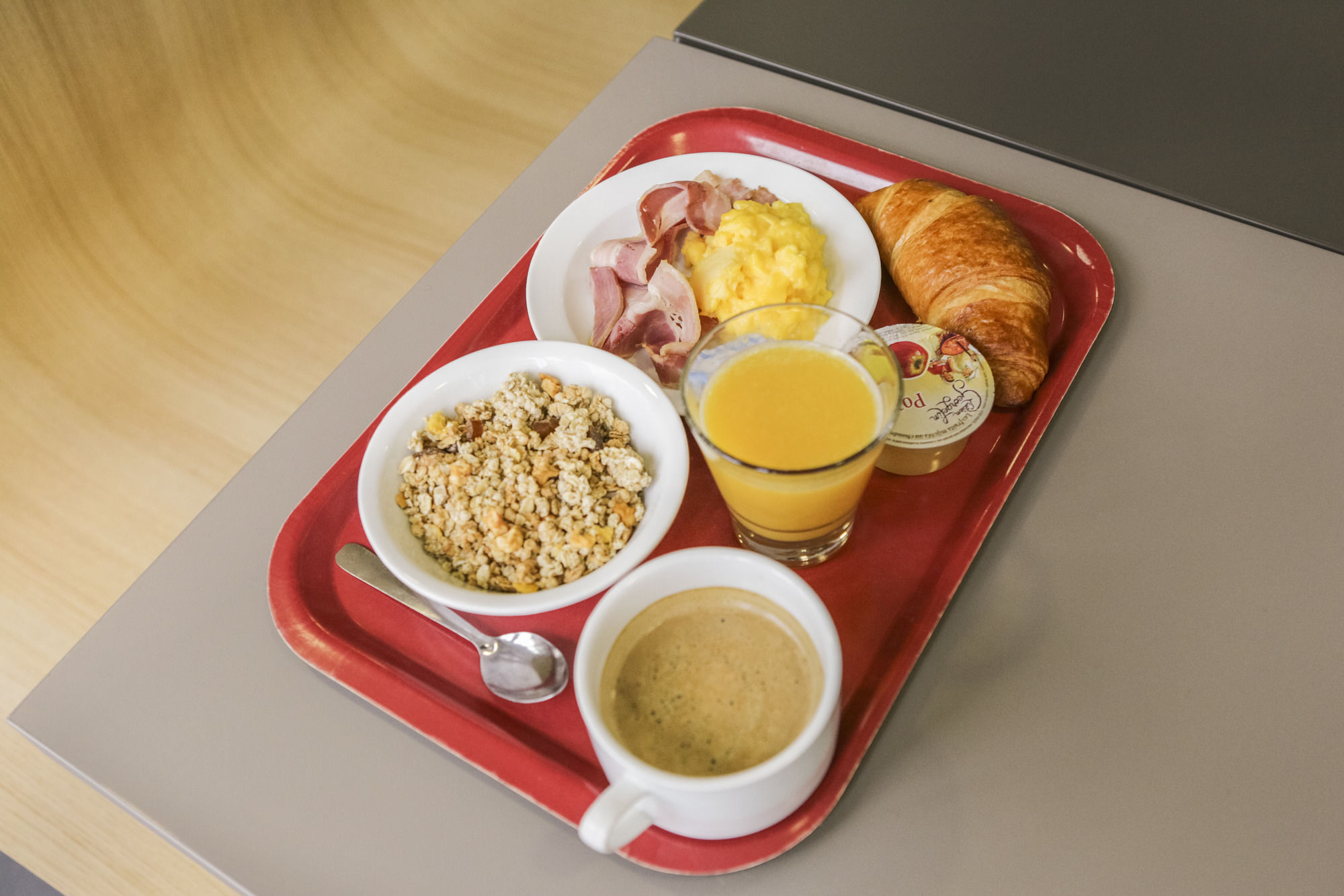 Фото B&B Hotel Paris Porte Des Lilas