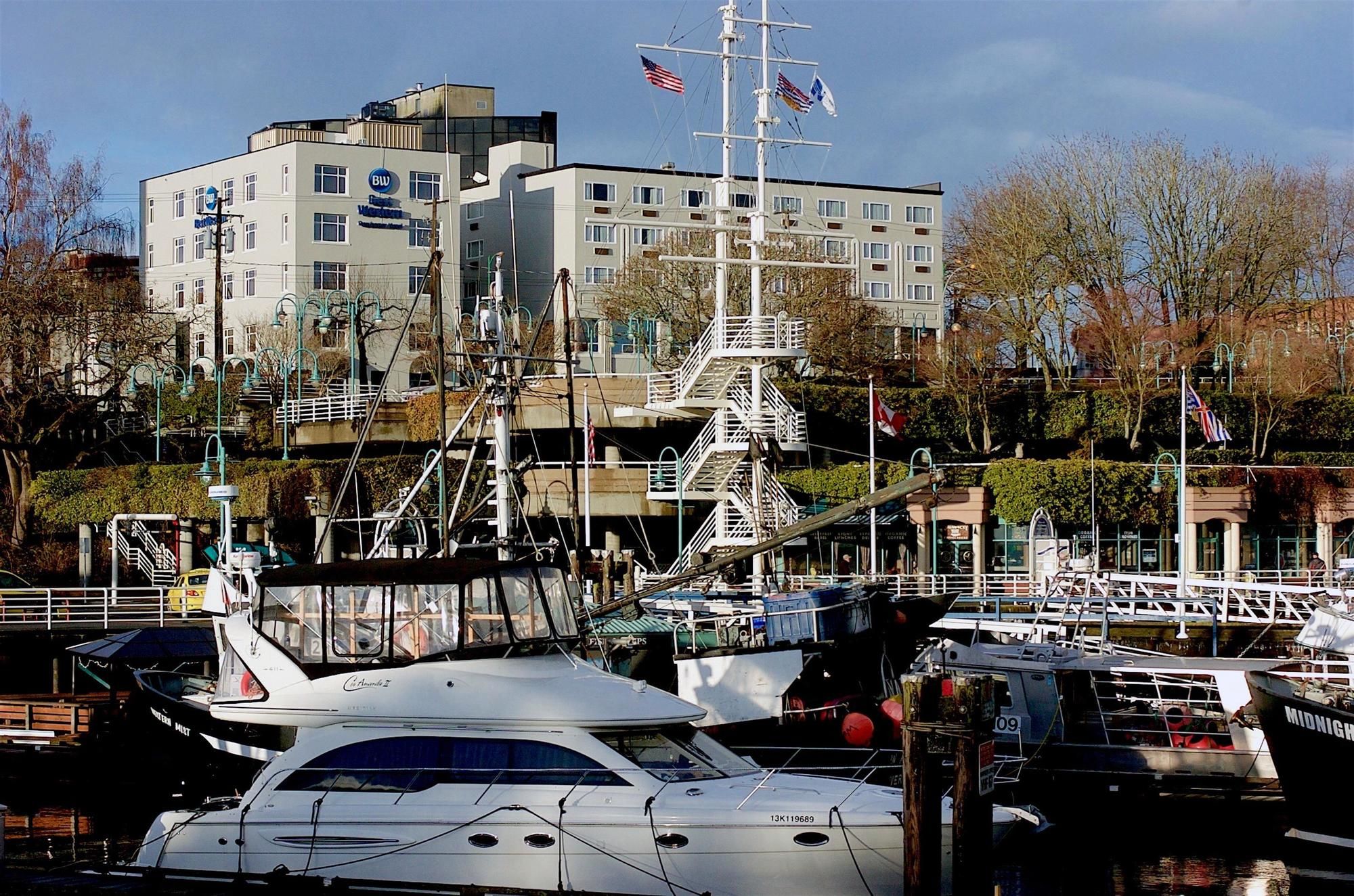 Фото Best Western Plus Dorchester Hotel