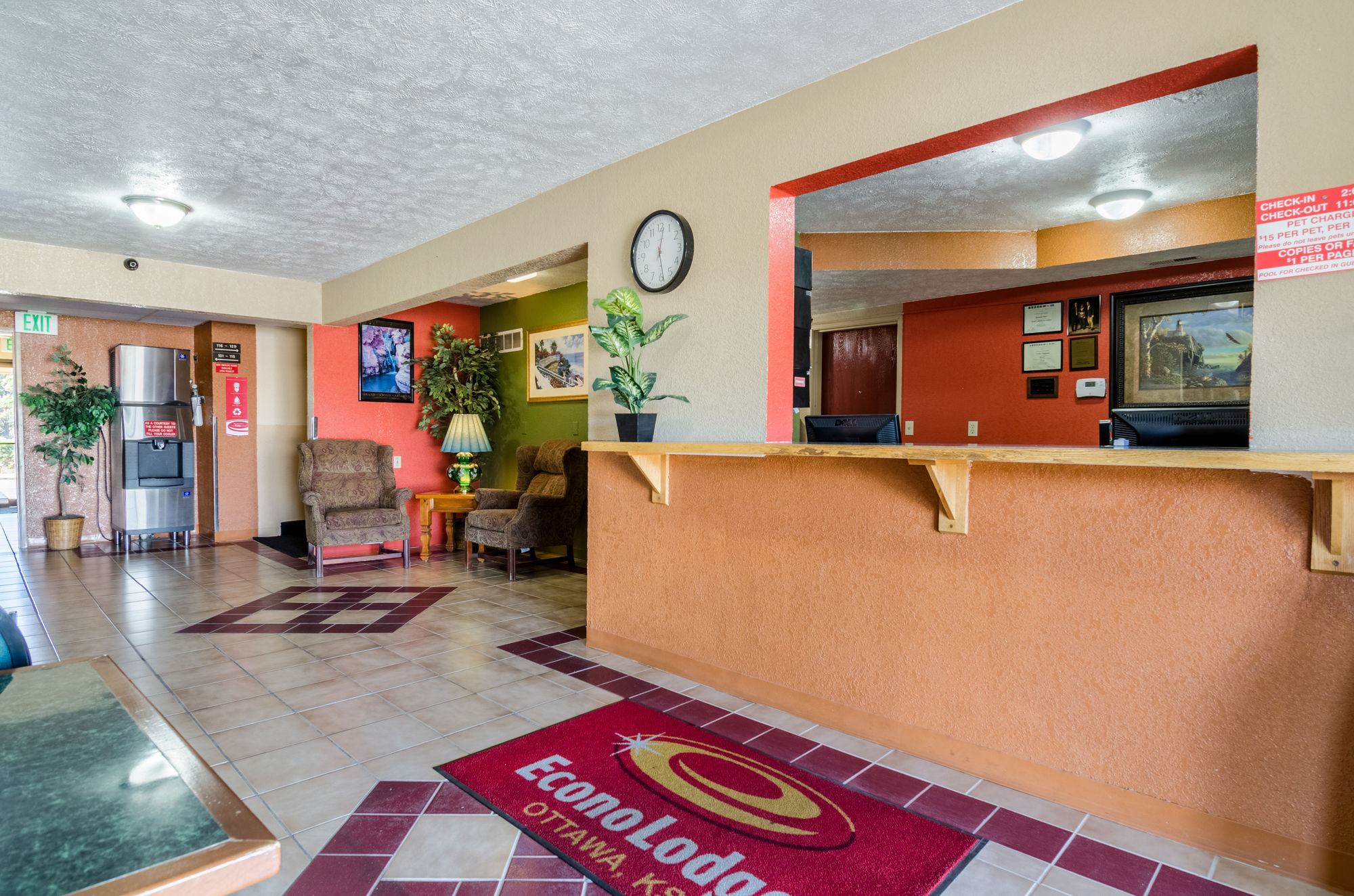 Фото Econo Lodge Interstate 35 Exit 183